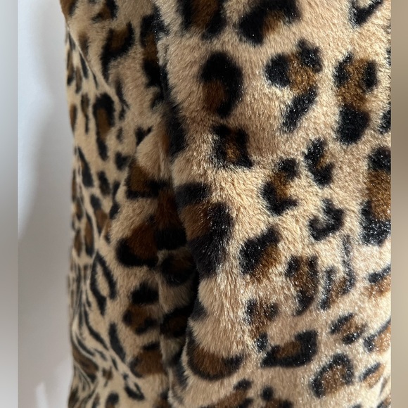 Faux Fur Leopard Coat - Picture 6 of 7